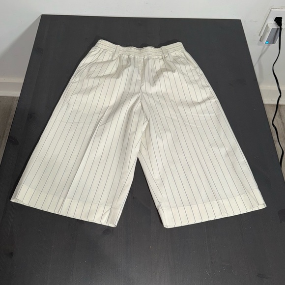 BAUM UND PFERDGARTEN Nyeva Shorts - Picture 6 of 12